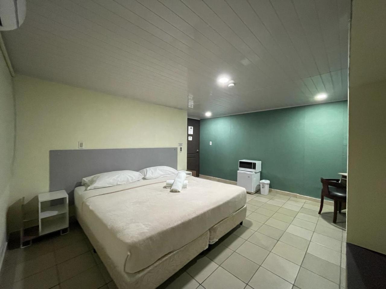 Hostal El Prado Panama Zewnętrze zdjęcie