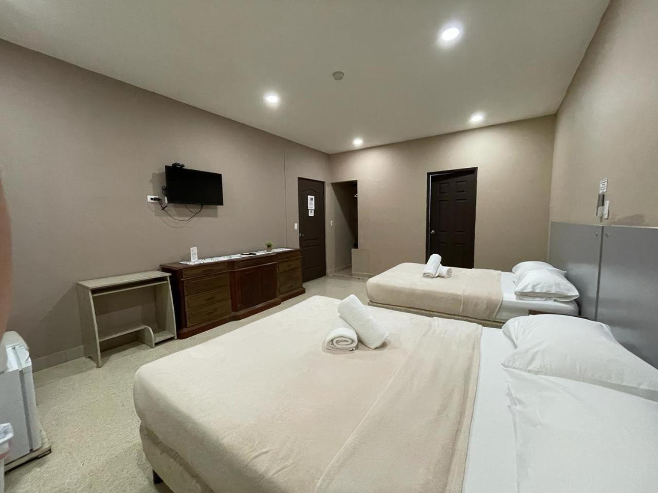 Hostal El Prado Panama Zewnętrze zdjęcie