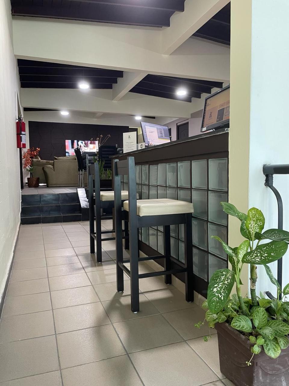Hostal El Prado Panama Zewnętrze zdjęcie