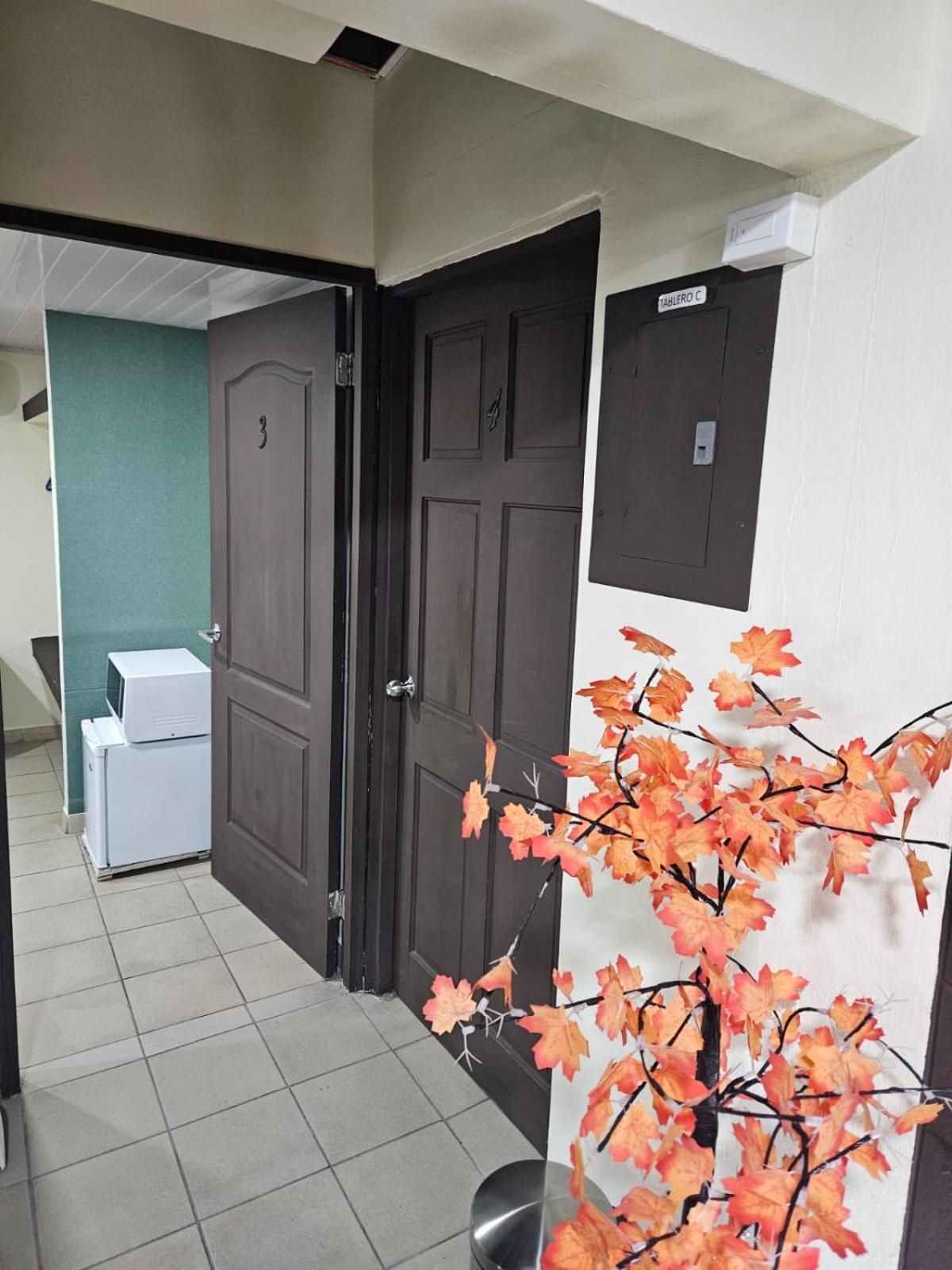 Hostal El Prado Panama Zewnętrze zdjęcie