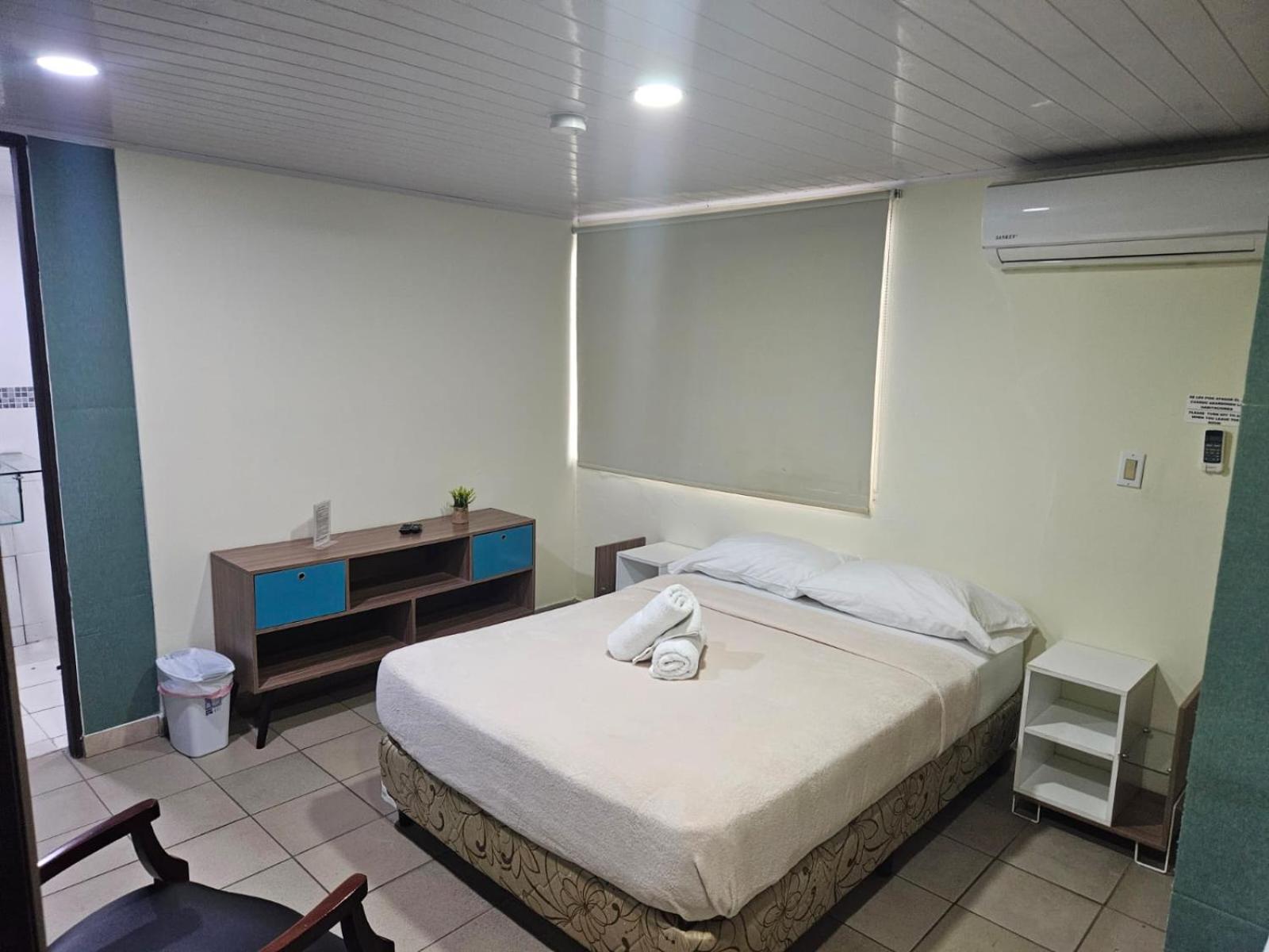 Hostal El Prado Panama Zewnętrze zdjęcie