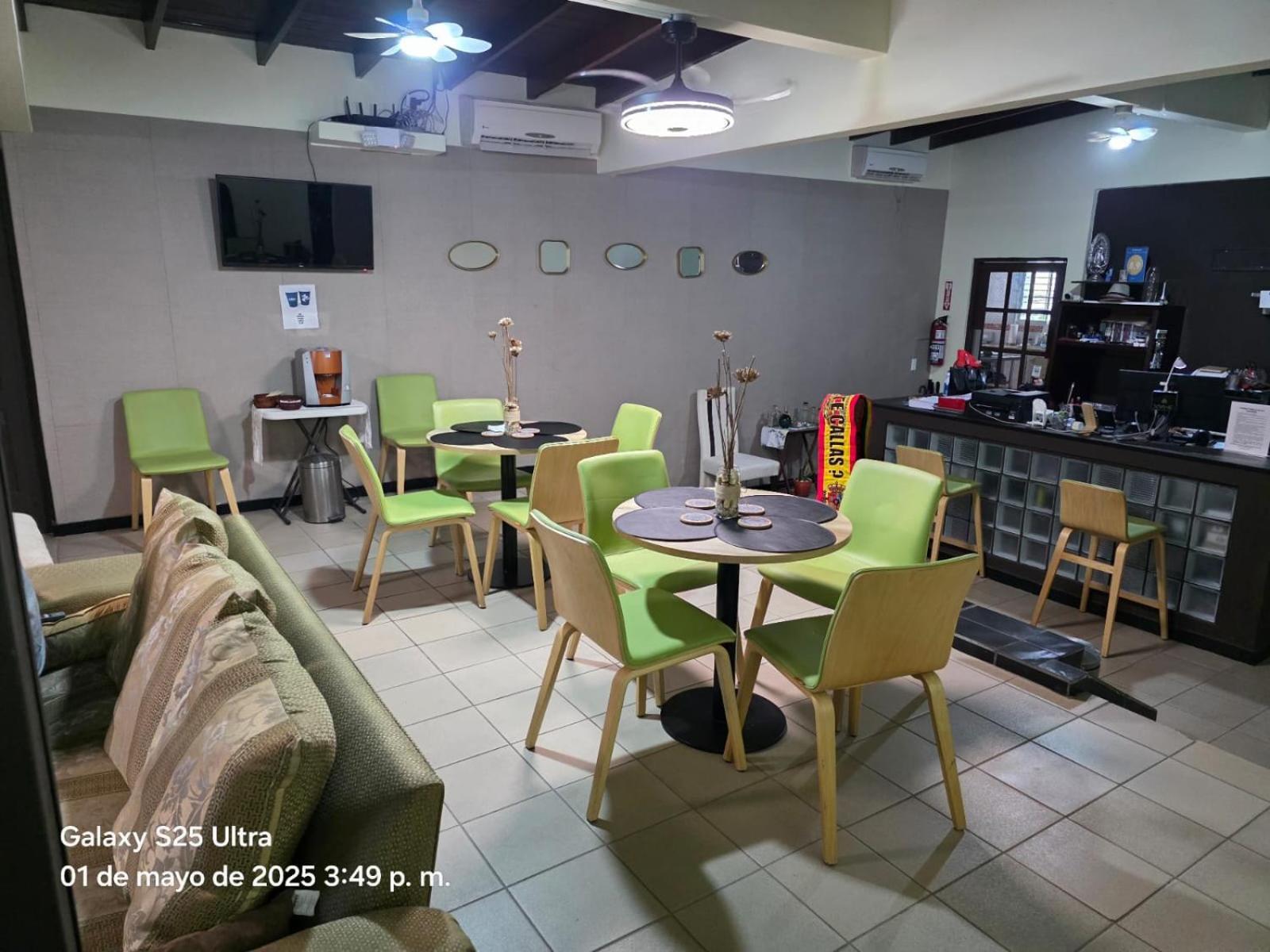 Hostal El Prado Panama Zewnętrze zdjęcie
